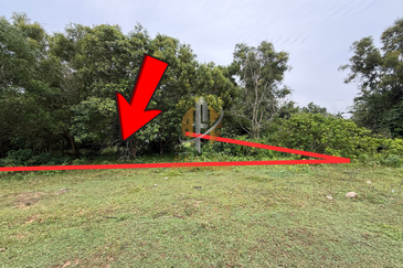 Tanah Lot Banglo Saiz 395m²  di Taman Koperat Perdana Kelulut, Marang, Terengganu