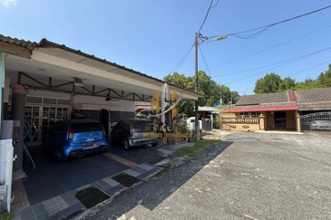 [Fully Reno]Rumah Semi-D Setingkat di Bukit Losong, Kuala Terengganu bersebelahan Muzium Losong