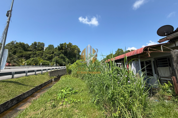 [Fully Reno]Rumah Semi-D Setingkat di Bukit Losong, Kuala Terengganu bersebelahan Muzium Losong