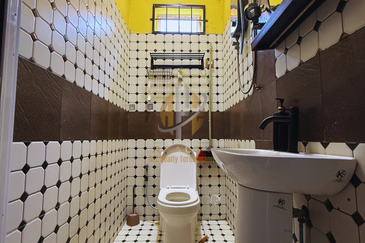 [Fully Furnished] Homestay 7 bilik dengan Pool di Kg. Wakaf Mesira Tepoh, Kuala Nerus Terengganu