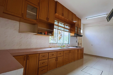 [FULLY RENO] Rumah Teres 2 Tingkat di Taman Padang Midin, Kuala Terengganu, Terengganu