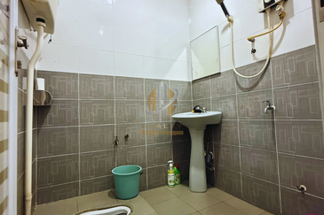 [FULLY RENO] Rumah Teres 2 Tingkat di Taman Padang Midin, Kuala Terengganu, Terengganu