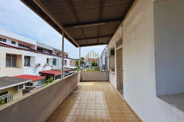 [FULLY RENO] Rumah Teres 2 Tingkat di Taman Padang Midin, Kuala Terengganu, Terengganu