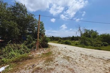 [Tanah Gred A]Tanah Lot Banglo Saiz 411m² di Kawasan Perindustrian Gong Badak, Kuala Nerus, Terengganu
