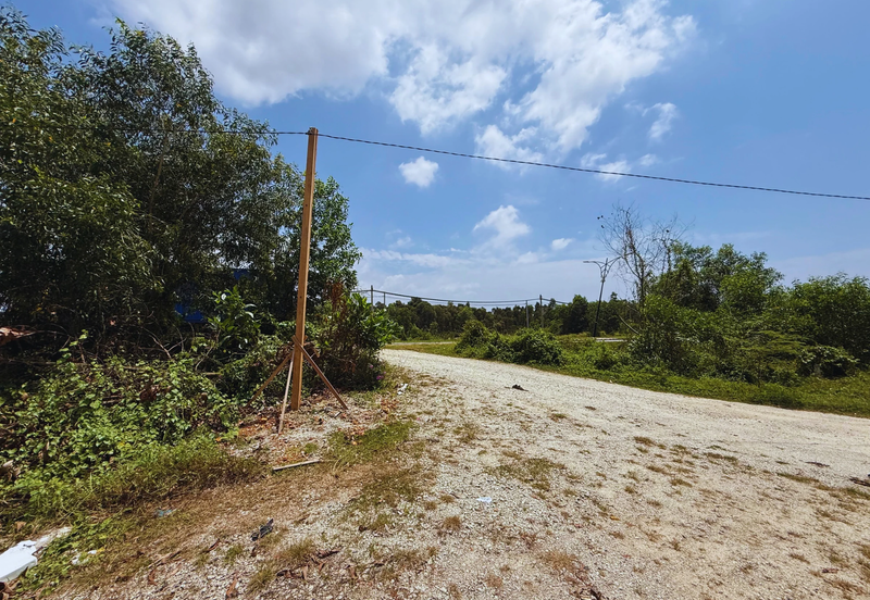 [Tanah Gred A]Tanah Lot Banglo Saiz 411m² di Kawasan Perindustrian Gong Badak, Kuala Nerus, Terengganu