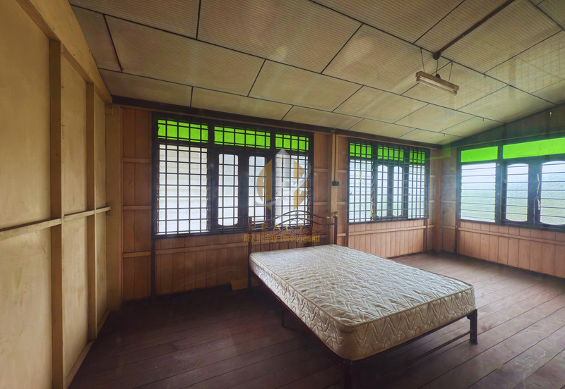 Tanah Lot Banglo bersaiz 870m² + Rumah Kayu 2 Tingkat di Pulau Kambing, Pusat Bandaraya Kuala Terengganu, Terengganu