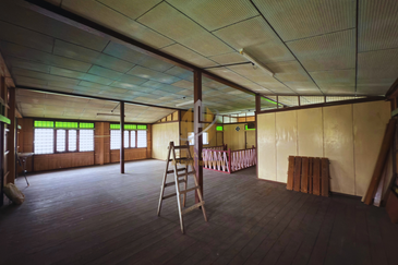 Tanah Lot Banglo bersaiz 870m² + Rumah Kayu 2 Tingkat di Pulau Kambing, Pusat Bandaraya Kuala Terengganu, Terengganu