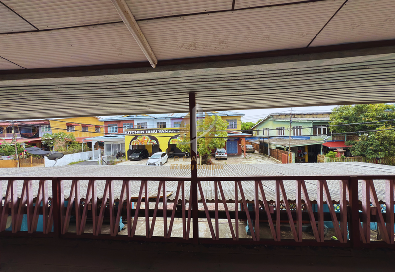 Tanah Lot Banglo bersaiz 870m² + Rumah Kayu 2 Tingkat di Pulau Kambing, Pusat Bandaraya Kuala Terengganu, Terengganu