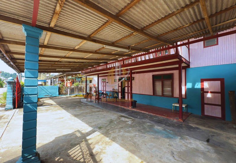 Tanah Lot Banglo bersaiz 870m² + Rumah Kayu 2 Tingkat di Pulau Kambing, Pusat Bandaraya Kuala Terengganu, Terengganu