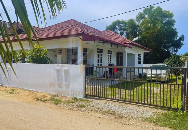 Banglo Setingkat di Kg. Mengabang Telong, Kuala Nerus, Terengganu