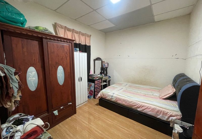 𝐑𝐔𝐌𝐀𝐇 𝐓𝐄𝐑𝐄𝐒 𝟏 𝐓𝐈𝐍𝐆𝐊𝐀𝐓 𝐃𝐈 𝐓𝐀𝐌𝐀𝐍 𝐏𝐄𝐑𝐓𝐀𝐍𝐆 𝐏𝐄𝐑𝐌𝐀𝐈, 𝐀𝐉𝐈𝐋, 𝐓𝐄𝐑𝐄𝐍𝐆𝐆𝐀𝐍𝐔