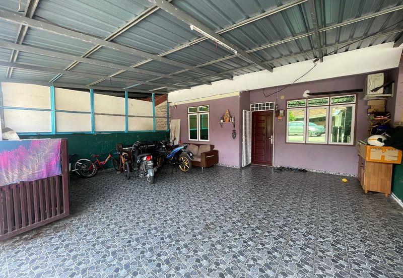 𝐑𝐔𝐌𝐀𝐇 𝐓𝐄𝐑𝐄𝐒 𝟏 𝐓𝐈𝐍𝐆𝐊𝐀𝐓 𝐃𝐈 𝐓𝐀𝐌𝐀𝐍 𝐏𝐄𝐑𝐓𝐀𝐍𝐆 𝐏𝐄𝐑𝐌𝐀𝐈, 𝐀𝐉𝐈𝐋, 𝐓𝐄𝐑𝐄𝐍𝐆𝐆𝐀𝐍𝐔