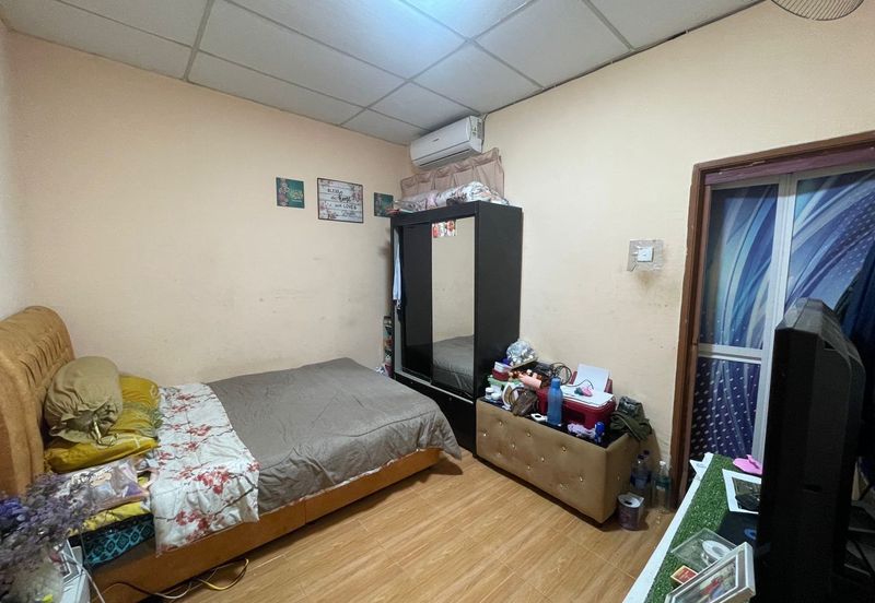 𝐑𝐔𝐌𝐀𝐇 𝐓𝐄𝐑𝐄𝐒 𝟏 𝐓𝐈𝐍𝐆𝐊𝐀𝐓 𝐃𝐈 𝐓𝐀𝐌𝐀𝐍 𝐏𝐄𝐑𝐓𝐀𝐍𝐆 𝐏𝐄𝐑𝐌𝐀𝐈, 𝐀𝐉𝐈𝐋, 𝐓𝐄𝐑𝐄𝐍𝐆𝐆𝐀𝐍𝐔