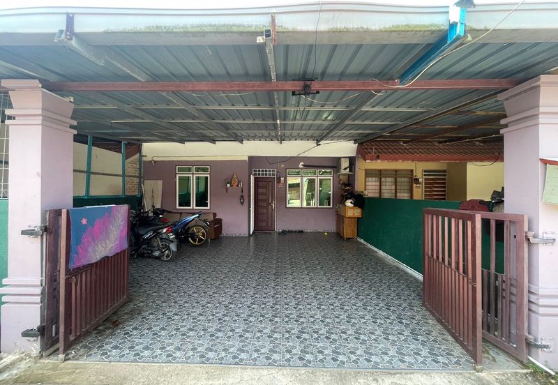 𝐑𝐔𝐌𝐀𝐇 𝐓𝐄𝐑𝐄𝐒 𝟏 𝐓𝐈𝐍𝐆𝐊𝐀𝐓 𝐃𝐈 𝐓𝐀𝐌𝐀𝐍 𝐏𝐄𝐑𝐓𝐀𝐍𝐆 𝐏𝐄𝐑𝐌𝐀𝐈, 𝐀𝐉𝐈𝐋, 𝐓𝐄𝐑𝐄𝐍𝐆𝐆𝐀𝐍𝐔