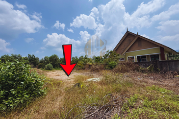 Tanah Lot Banglo bersaiz 616m² di Kg. Nyior, Paka, Terengganu