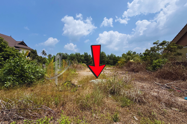 Tanah Lot Banglo bersaiz 616m² di Kg. Nyior, Paka, Terengganu