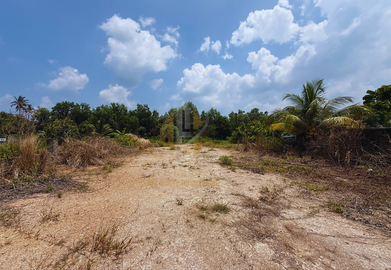 Tanah Lot Banglo bersaiz 616m² di Kg. Nyior, Paka, Terengganu