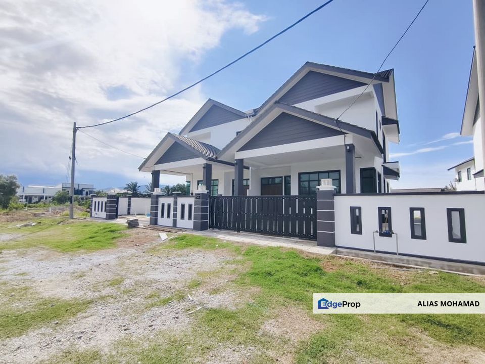 𝐑𝐮𝐦𝐚𝐡 𝐒𝐞𝐦𝐢-𝐃 𝐃𝐮𝐚 𝐓𝐢𝐧𝐠𝐤𝐚𝐭 𝐛𝐞𝐫𝐝𝐞𝐤𝐚𝐭𝐚𝐧 𝐁𝐚𝐧𝐝𝐚𝐫 𝐊𝐮𝐚𝐥𝐚 𝐍𝐞𝐫𝐮𝐬, 𝐓𝐞𝐫𝐞𝐧𝐠𝐠𝐚𝐧𝐮, Terengganu, 