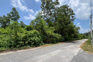 [Gred A] 8 Lot Kedai di tepi Jalan Utama Tok Jembal, Kuala Nerus, Terengganu 