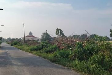 𝐓𝐚𝐧𝐚𝐡 𝐒𝐲𝐚𝐫𝐚𝐭 𝐁𝐚𝐧𝐠𝐮𝐧𝐚𝐧 𝟐.𝟓 𝐞𝐤𝐚𝐫 𝐝𝐢 𝐓𝐨𝐤 𝐉𝐞𝐦𝐛𝐚𝐥, 𝐊𝐮𝐚𝐥𝐚 𝐍𝐞𝐫𝐮𝐬, 𝐓𝐞𝐫𝐞𝐧𝐠𝐠𝐚𝐧𝐮