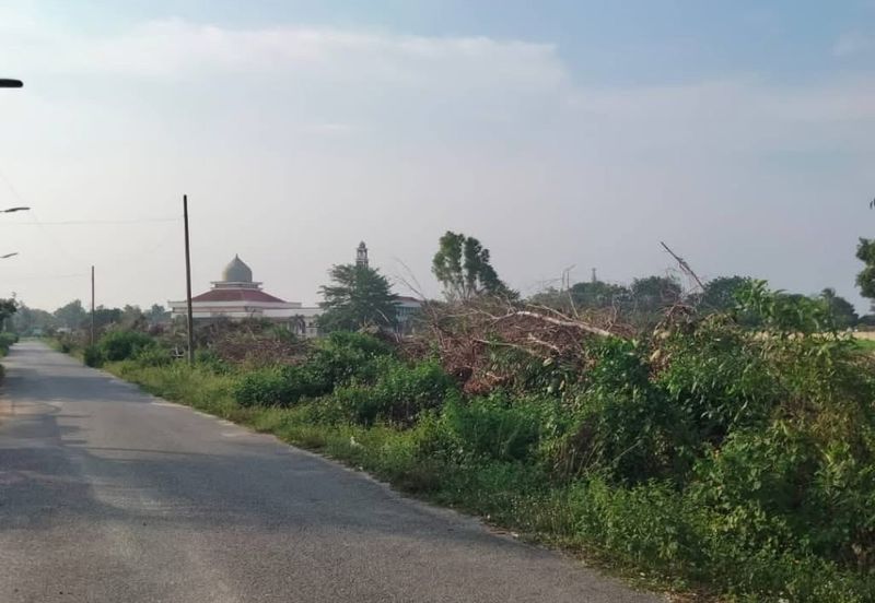 𝐓𝐚𝐧𝐚𝐡 𝐒𝐲𝐚𝐫𝐚𝐭 𝐁𝐚𝐧𝐠𝐮𝐧𝐚𝐧 𝟐.𝟓 𝐞𝐤𝐚𝐫 𝐝𝐢 𝐓𝐨𝐤 𝐉𝐞𝐦𝐛𝐚𝐥, 𝐊𝐮𝐚𝐥𝐚 𝐍𝐞𝐫𝐮𝐬, 𝐓𝐞𝐫𝐞𝐧𝐠𝐠𝐚𝐧𝐮