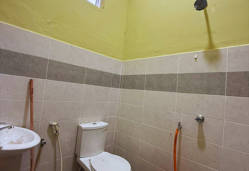 [Below MV]Rumah Semi-D Setingkat di Durian Guling, Marang, Terengganu bersebelahan SMKA Durian Guling