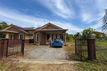 [Below MV]Rumah Semi-D Setingkat di Durian Guling, Marang, Terengganu bersebelahan SMKA Durian Guling