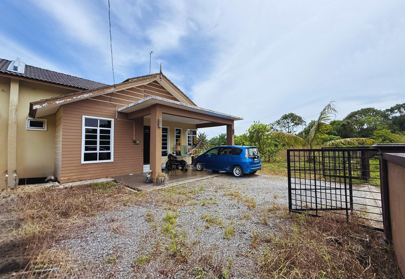 [Below MV]Rumah Semi-D Setingkat di Durian Guling, Marang, Terengganu bersebelahan SMKA Durian Guling
