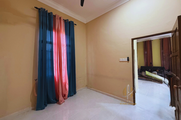 [Below MV]Rumah Semi-D Setingkat di Durian Guling, Marang, Terengganu bersebelahan SMKA Durian Guling