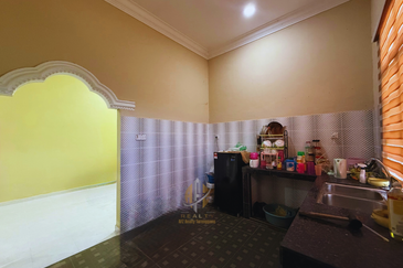 [Below MV]Rumah Semi-D Setingkat di Durian Guling, Marang, Terengganu bersebelahan SMKA Durian Guling