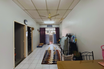 Rumah Teres Setingkat di Taman Katong Jaya, Kg. Banggol Katong, Kuala Terengganu, Terengganu