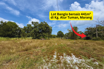 Tanah Lot Banglo bersaiz 441m²  di Kg. Alur Tuman, Marang, Terengganu sebelah Sekolah Memandu Arinah