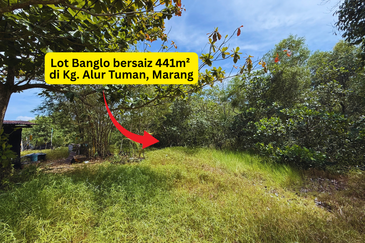 Tanah Lot Banglo bersaiz 441m²  di Kg. Alur Tuman, Marang, Terengganu sebelah Sekolah Memandu Arinah