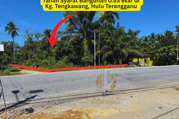Tanah Tepi Jalan Utama syarat Bangunan 0.53 ekar  di Kg. Tengkawang, Hulu Terengganu