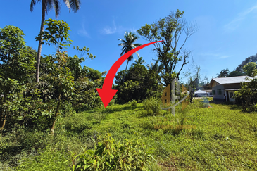 Tanah Tepi Jalan Utama syarat Bangunan 0.53 ekar  di Kg. Tengkawang, Hulu Terengganu