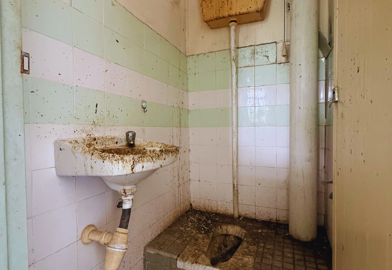 Rumah di Tingkat 4 Flat Seri Kolam, Kuala Terengganu, Terengganu