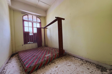 Rumah di Tingkat 4 Flat Seri Kolam, Kuala Terengganu, Terengganu