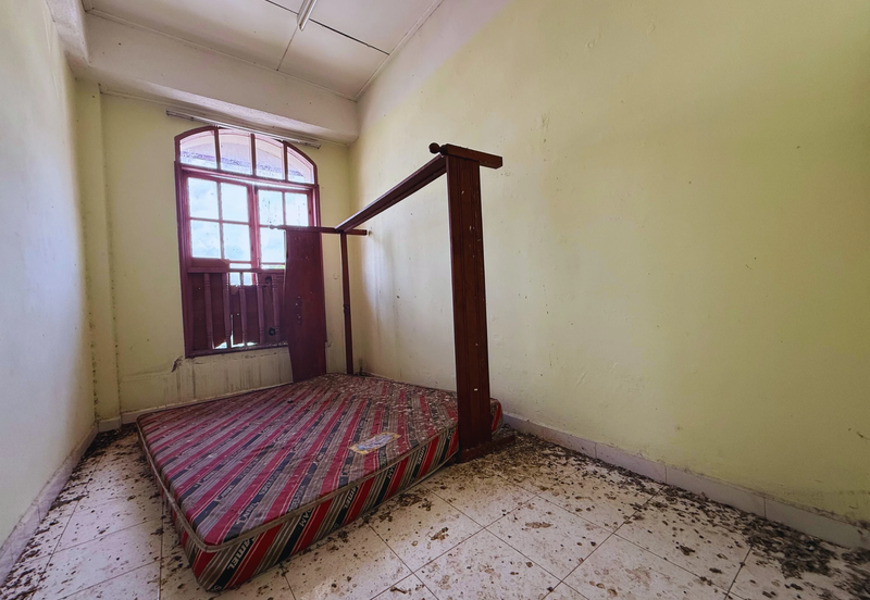 Rumah di Tingkat 4 Flat Seri Kolam, Kuala Terengganu, Terengganu
