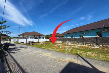 Tanah Lot Banglo bersaiz 506m²  di Taman Durian Burung, Kubang Parit, Terengganu