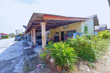 [Endlot & Bawah Harga Market] Rumah Teres Setingkat di Kg. Saujana, Bandar Permaisuri, Setiu, Terengganu sebelah SM Imtiaz Yayasan Terengganu