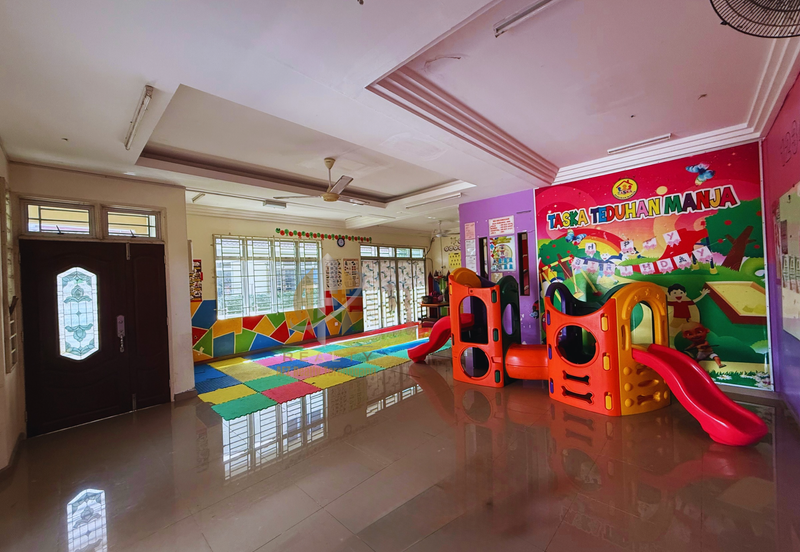 Rumah Semi-D 2 Tingkat di Kg. Wakaf Mempelam, Kuala Terengganu berdekatan Pasaraya NIRWANA