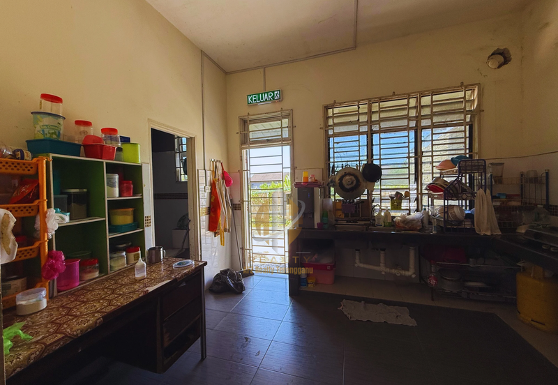 Rumah Semi-D 2 Tingkat di Kg. Wakaf Mempelam, Kuala Terengganu berdekatan Pasaraya NIRWANA