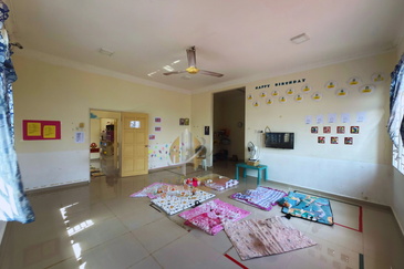 Rumah Semi-D 2 Tingkat di Kg. Wakaf Mempelam, Kuala Terengganu berdekatan Pasaraya NIRWANA