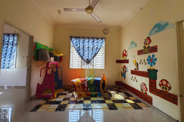 Rumah Semi-D 2 Tingkat di Kg. Wakaf Mempelam, Kuala Terengganu berdekatan Pasaraya NIRWANA