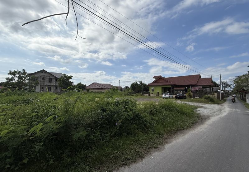 Tanah Lot Banglo bersaiz 764m²  di Bukit Besar, Kuala Terengganu berdekatan SK Tengku Bariah