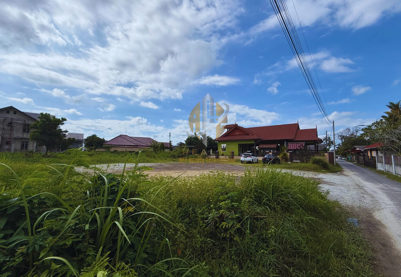Tanah Lot Banglo bersaiz 764m²  di Bukit Besar, Kuala Terengganu berdekatan SK Tengku Bariah
