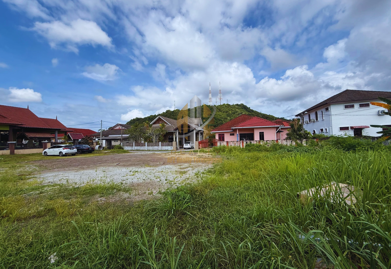 Tanah Lot Banglo bersaiz 764m²  di Bukit Besar, Kuala Terengganu berdekatan SK Tengku Bariah