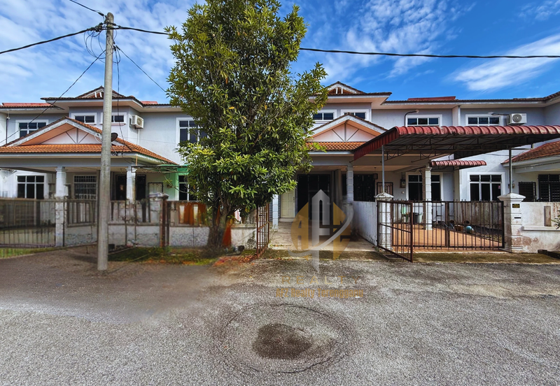 Rumah Teres 2 Tingkat di Taman Desa Mutiara, Gong Badak, Terengganu berdekatan Petron & Perodua Gong Badak