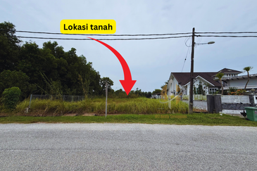 Tanah Lot Banglo bersaiz 660m²  di Kuala Terengganu Golf Resort (KTGR), Tok Jembal, Terengganu mangadap Tasik & Padang Golf