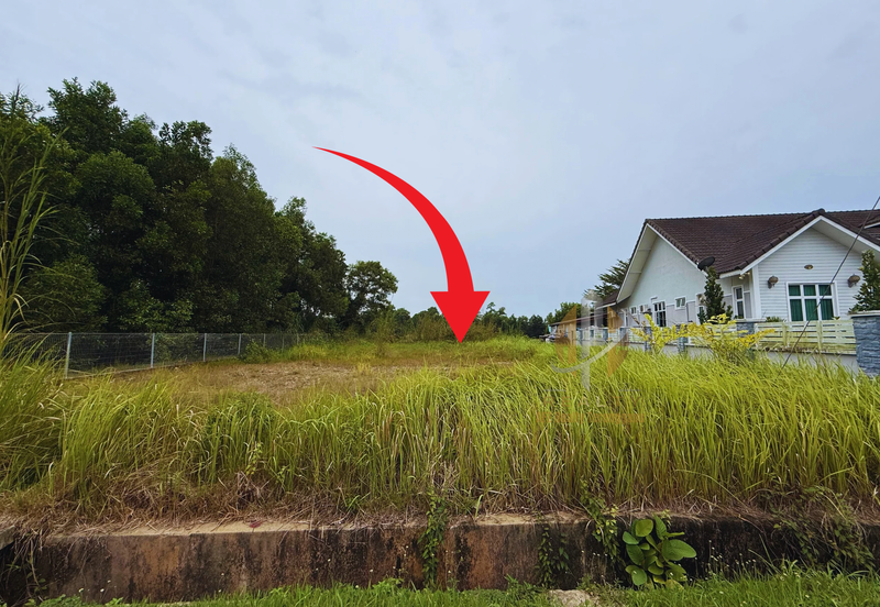 Tanah Lot Banglo bersaiz 660m²  di Kuala Terengganu Golf Resort (KTGR), Tok Jembal, Terengganu mangadap Tasik & Padang Golf